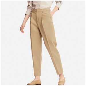Uniqlo Women's Tan Ankle Pants